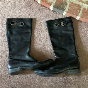 Black leather Anne klein boots